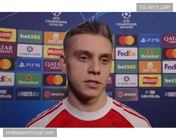 特罗萨德在俱乐部的角色演变：从主力到战术拼图解析