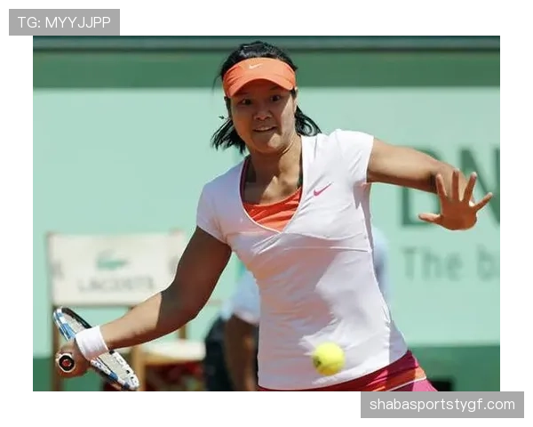 李娜赛场上凶悍，私下居然迷上了养花，感觉隔壁大妈都输了！