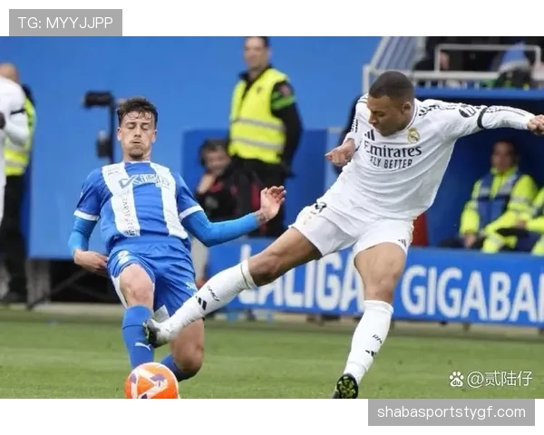 替补席吃红牌，为何场下人员也会被罚下？