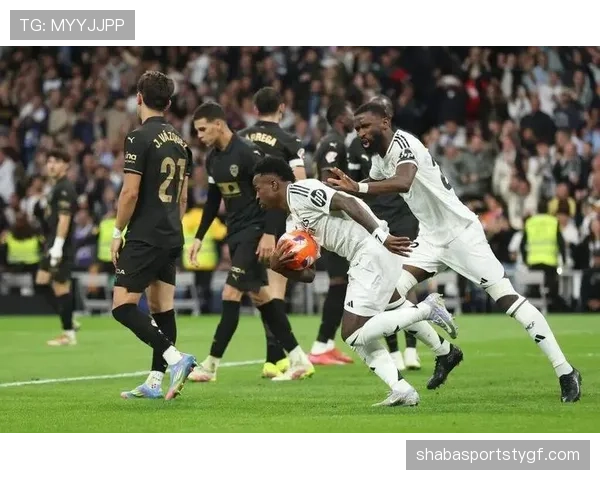 皇马进攻结构失衡问题显现，防线稳定性面临考验